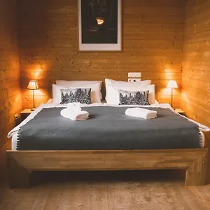 Naturnahes Familienchalet Mit Garten - Wifi - Netflix - Nur 15 Minuten Vom Chiemsee Und 35 Minuten Von Muenchen Entfernt Vogtareuth
